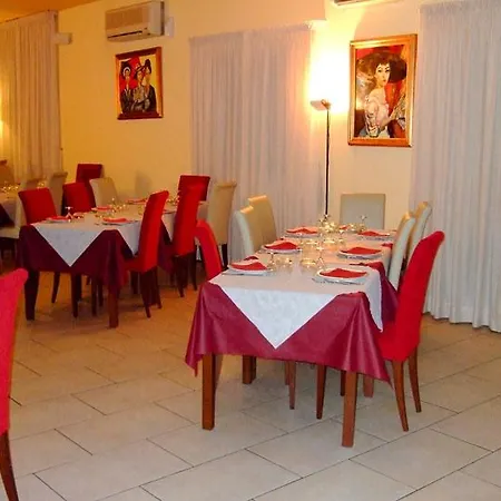 I Giardini Di Atena Apartmanhotel