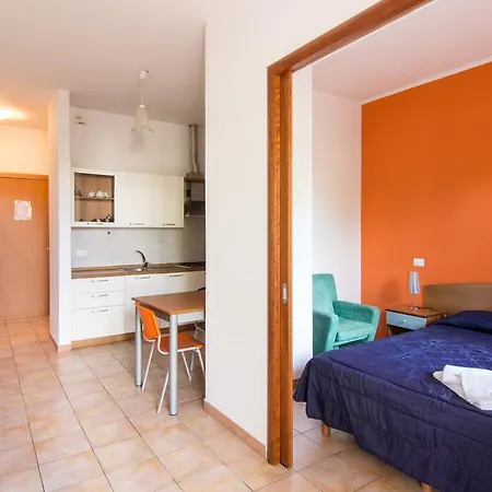 I Giardini Di Atena Apartmanhotel Merine