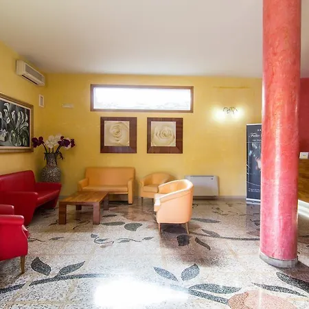 I Giardini Di Atena Apartmanhotel 3*