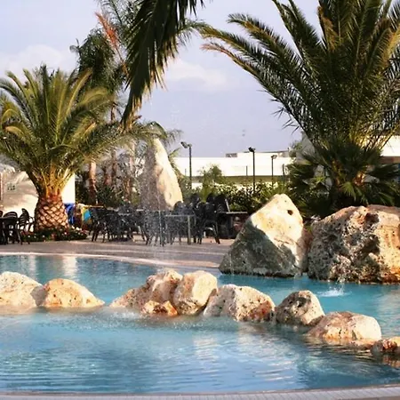 I Giardini Di Atena Apartmanhotel Merine