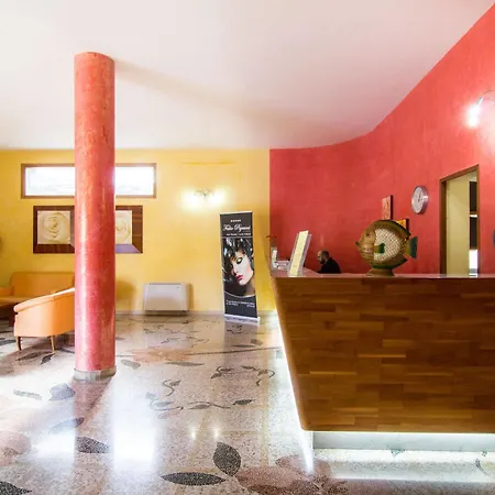Apartmanhotel I Giardini Di Atena Merine