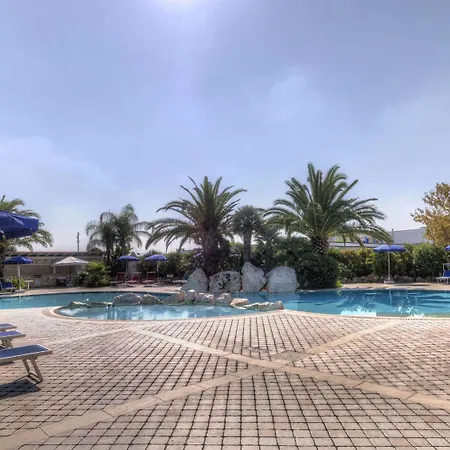Hotel apartamentowy I Giardini Di Atena