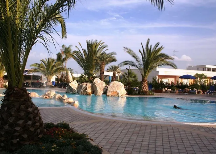 I Giardini Di Atena Aparthotel 3*