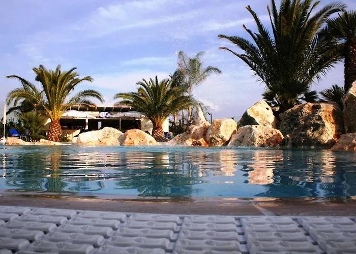 Aparthotel I Giardini Di Atena 3*