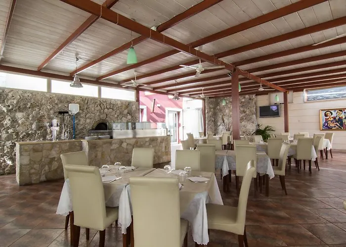 מלון דירות I Giardini Di Atena Merine